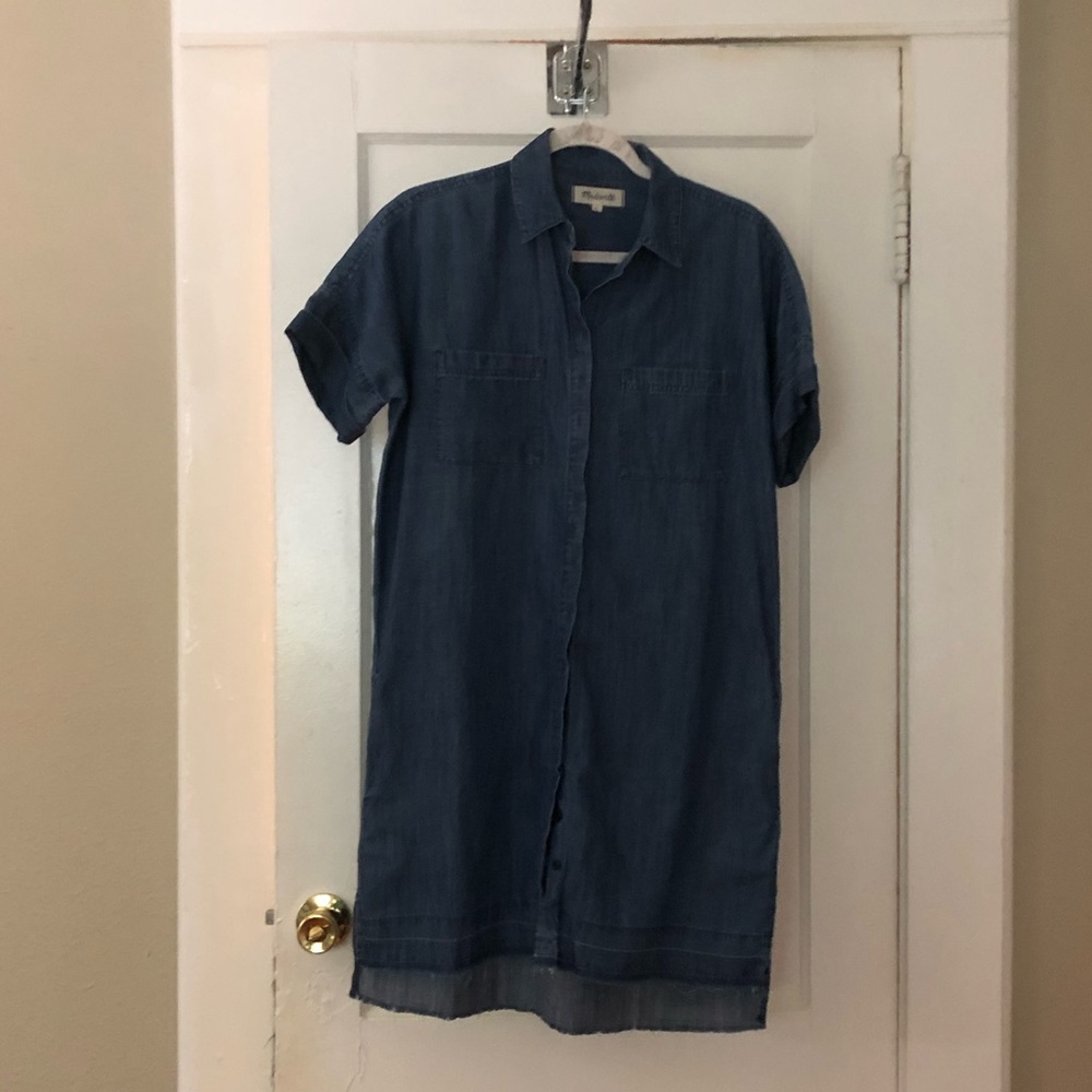 Madewell denim dress, size small (bust measures 22”).